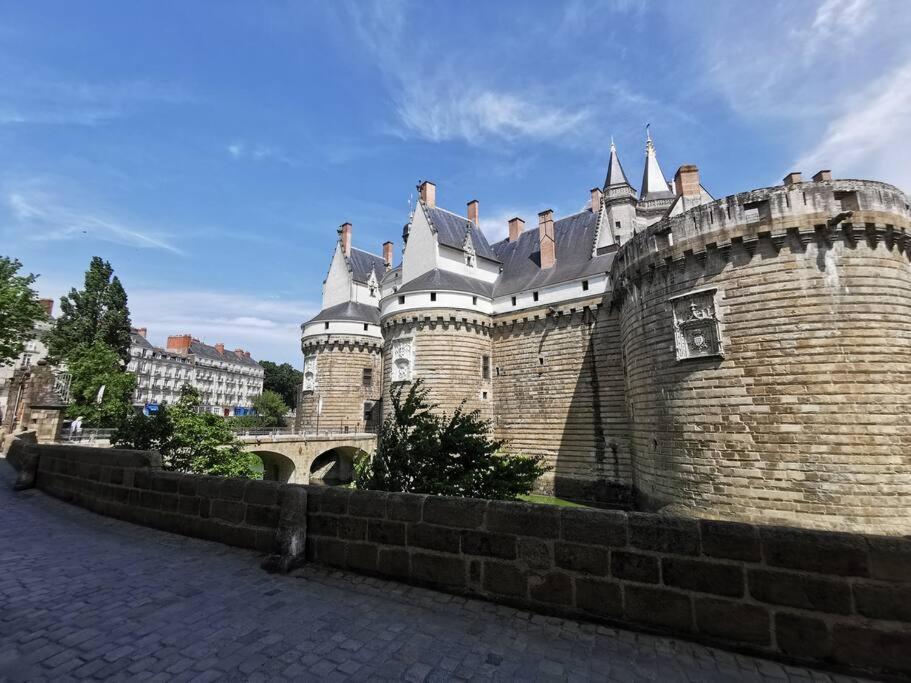 Gustave - Quartier Historique Appartement Nantes Buitenkant foto